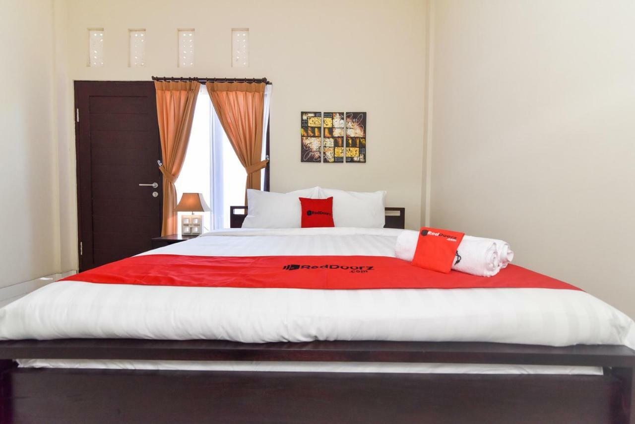 Reddoorz Plus Near Jalan Imam Bonjol Denpasar Seminyak Extérieur photo