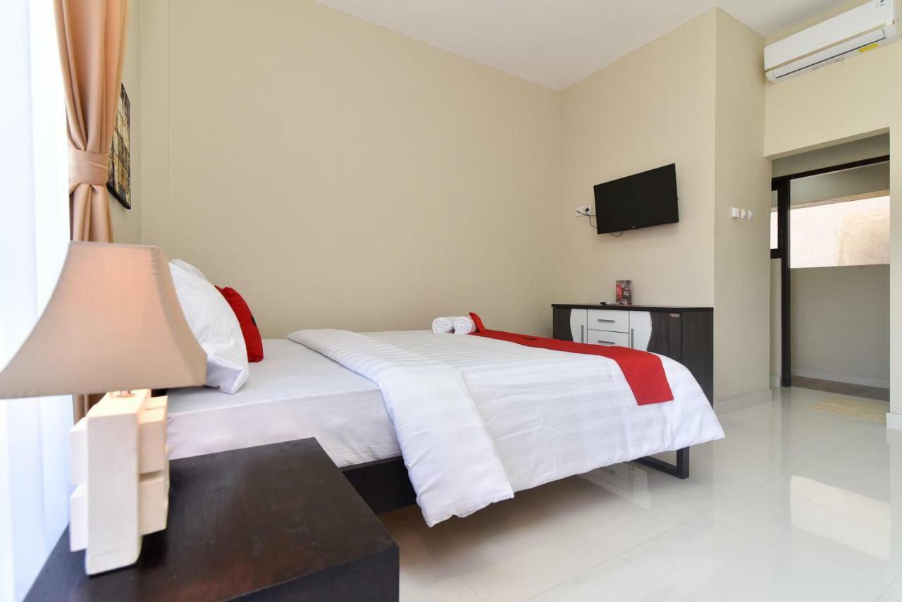 Reddoorz Plus Near Jalan Imam Bonjol Denpasar Seminyak Extérieur photo
